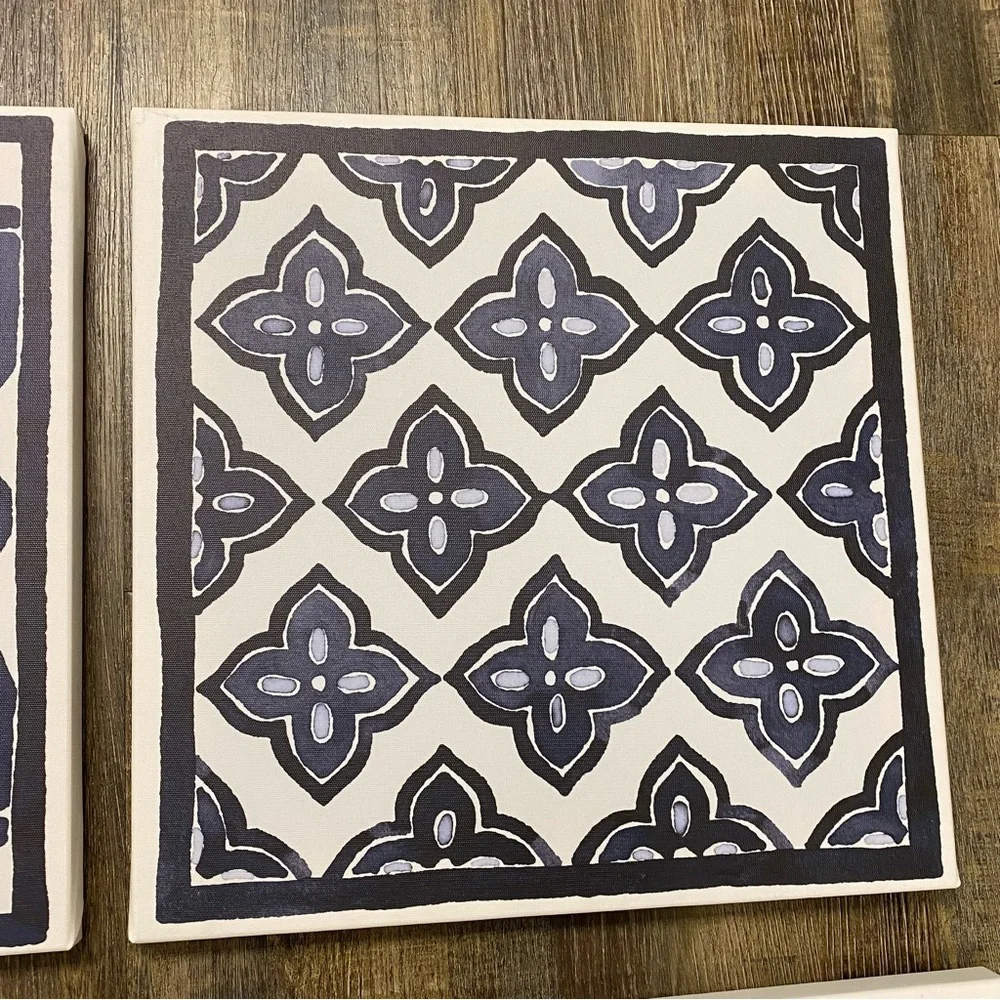 Set of 4 Blue‎ and White Decorative Wall Art/Decor
